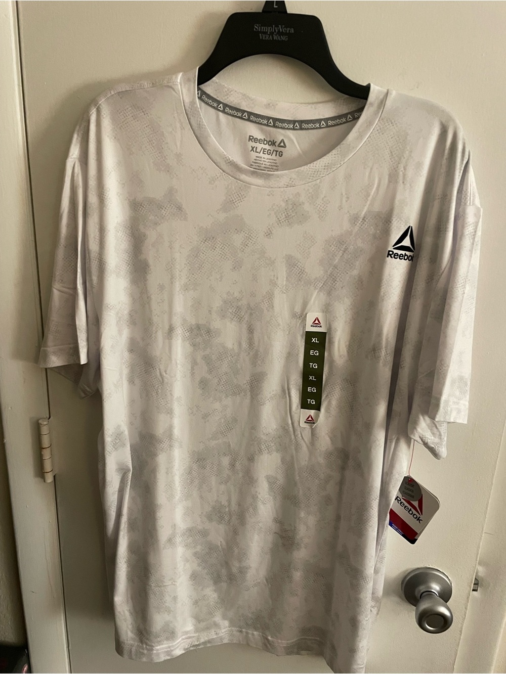 Reebok Men’s Light Gray Camo Performance Short-Sleeve Tee